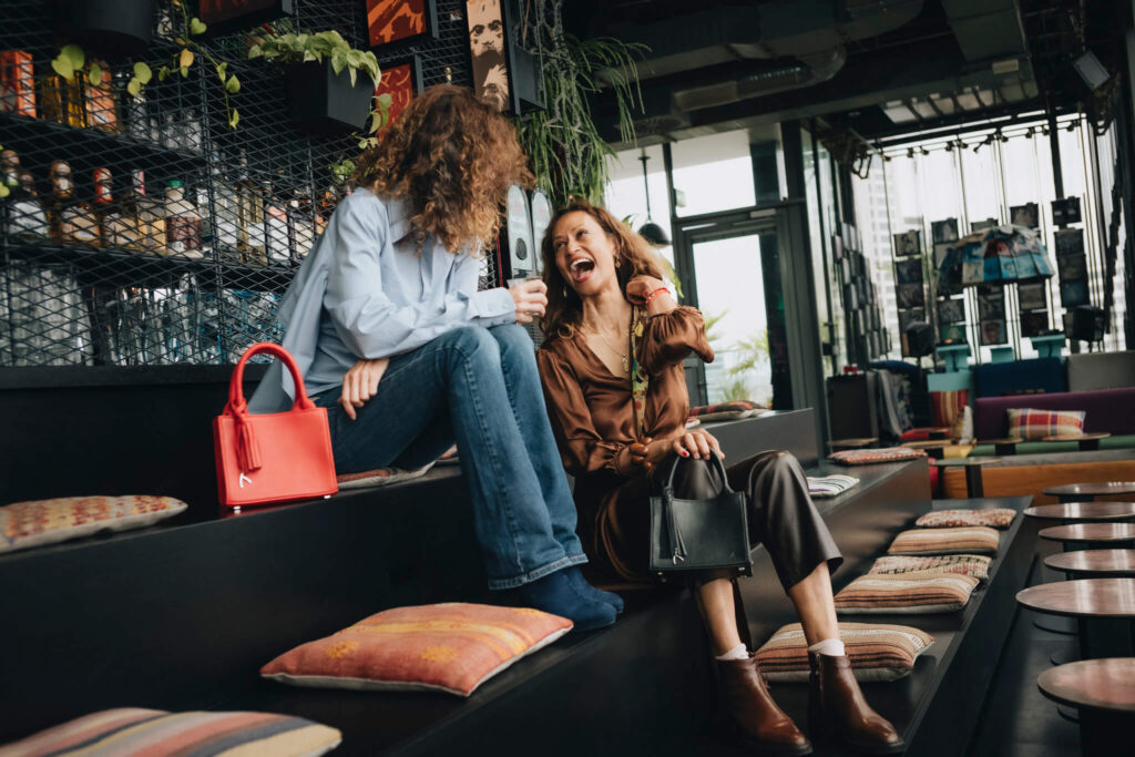 ANNÁ_ABURY_small_43 (1)