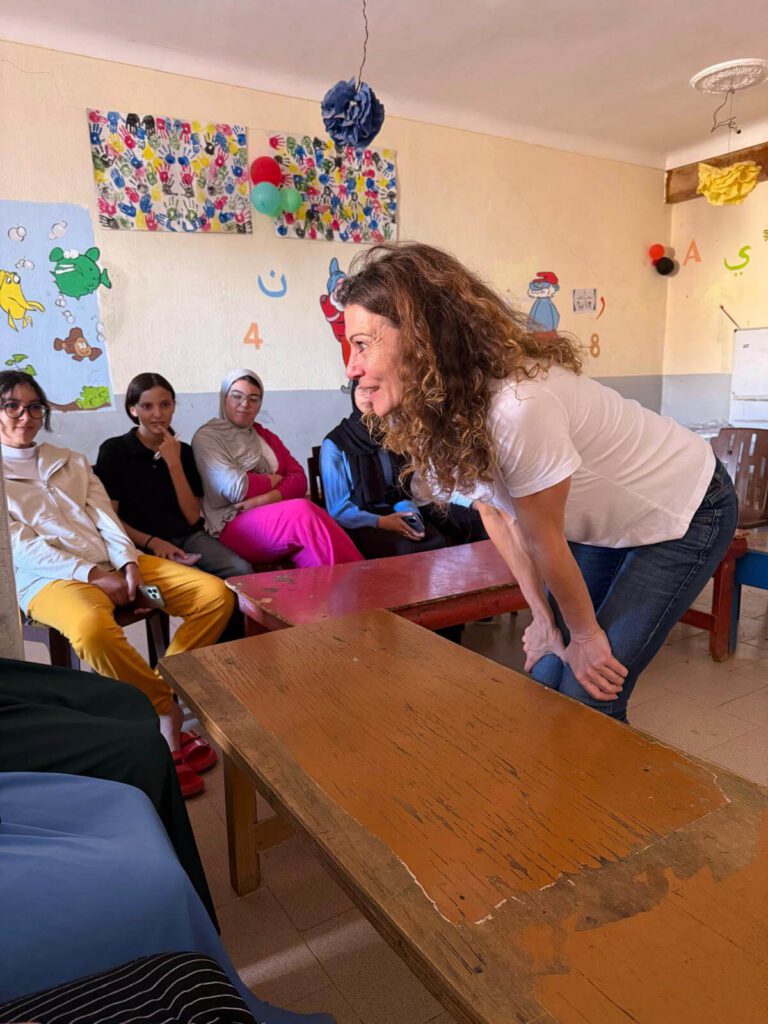 PHOTO-2025-11-10-00-13-09 Andrea Bury im zweiten Teenage-Girls-Club