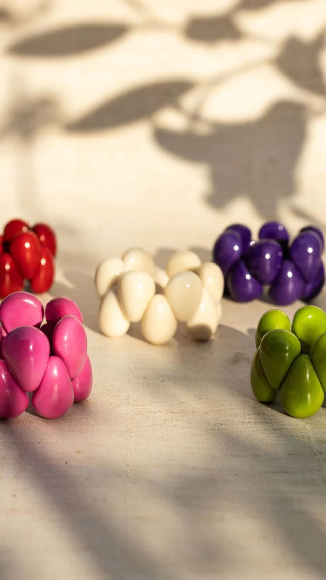 Did you know that our Tagua Bracelets are handmade in Ecuador from the seeds of the Tagua palm tree – also known as vegetable ivory?

Each bracelet is carved, dyed with natural colors, and assembled by skilled artisans. Sustainable, vegan, and vibrant – perfect for stacking and celebrating the season!

In this reel, see the full journey from raw nut to radiant bracelet – a story of craft, culture, and conscious fashion.

Shop now and wear your values in color! 🌈

#taguabracelet #springvibes #sustainablestyle #handmadejewelry #fairtradefashion #ABURY