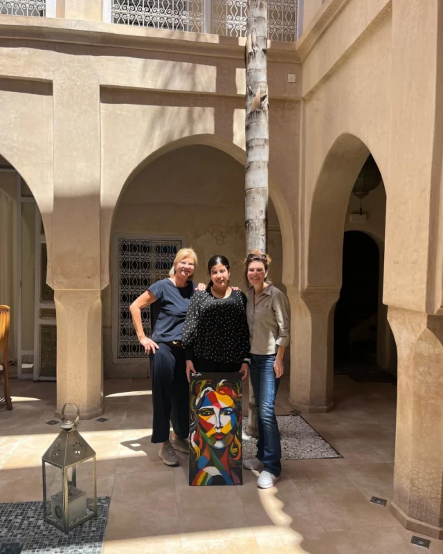 So much happened in the last few days in Marrakesh! 

@andreabury and @petrahoffmann_lunecke spent an inspiring and productive time on the ground, building connections, developing ideas, and recharging with the spirit of Morocco. 🌞

Here’s a little behind-the-scenes glimpse of what’s been happening and what’s next for the ABURY Hospitality Academy and for other projects of ours:

[1] A heartwarming start: once we arrived, we had a beautiful surprise visit from Jamila, one of last year’s ABURY x GGU Academy scholarship winners. She brought us a self-painted portrait of a strong, confident woman 💛

[2] A beautiful blend of past and present: Jamila’s painting now sits among our ABURY pieces at  @riad_anayela - a symbol of the strength, creativity, and stories that inspire our work every day.

[3] Strong leadership in the making: first planning session with @haji.ba2025 , the future director of the Academy. Her energy and insight are exactly what we need to shape this next chapter.

[4] Back at the Amal Center: we gathered for a business lunch full of inspiring conversations, fresh ideas, and meaningful connections. There’s no better place than @amalnonprofit. This is a true hub of empowerment, collaboration, and delicious food and to spark the next steps forward.

Feeling grateful, inspired, and excited for what’s ahead. The Academy is coming to life – step by step, heart by heart. 💛

#ABURY #womensempowerment #HospitalityAcademy #Marrakesh #impactinaction #FemaleLeadership