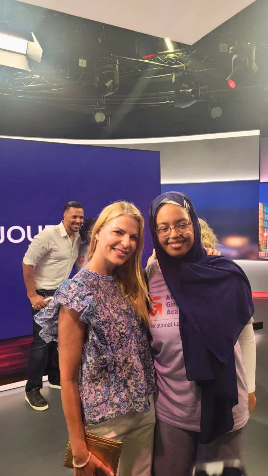 🌟 Exclusive interview with @tanjabuelter_berlin 💫

A few weeks ago, participants of the ABURY Girls Gearing Up Academy - one of ABURY’s highlight programs empowering teenage girls - visited @rtl_de. 

In the backstage, our girls had the unique chance to ask one of Germany’s most famous TV hosts, Tanja Bülter, for advice on stepping into the media world.

🎥 Watch the video to hear the inspiring tips she shared with the next generation of leaders!

What advice would you give the next generation of young women? Please comment below!

One more time thank you for hosting us and inspiring the girls: @minsansai, @kenaamoa, @brandnerjulia, @liobasophia

#ABURYFoundation #GirlsGearingUp #rolemodelsmatter #futureleaders #mediameetsempowerment #girlsempowerment